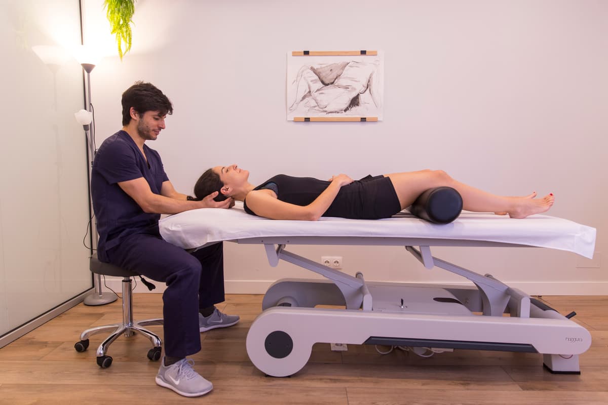 Persona con dolor de espalda